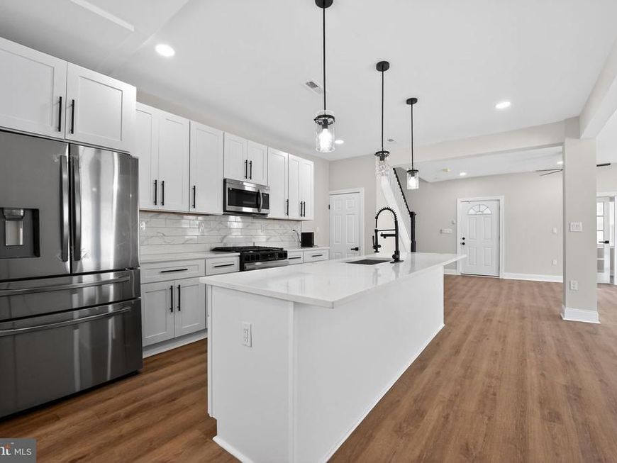 2911 Pinewood Avenue, Baltimore, MD 21214 Main Photo