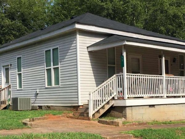 11 Spruce Street, Porterdale, GA 30014