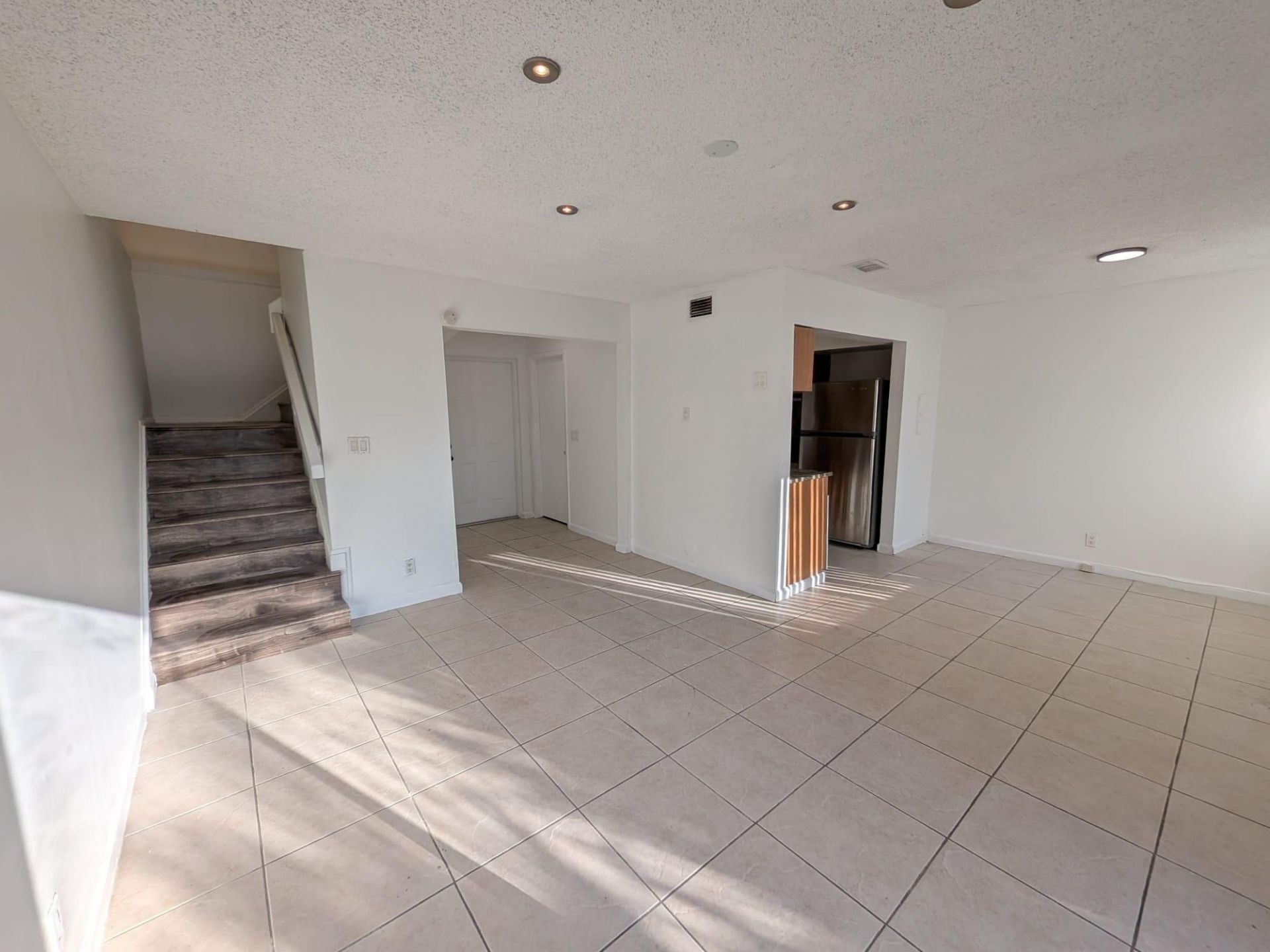 2142 NW 57th Avenue, Unit 14-A, Fort Lauderdale, FL 33313 Photo