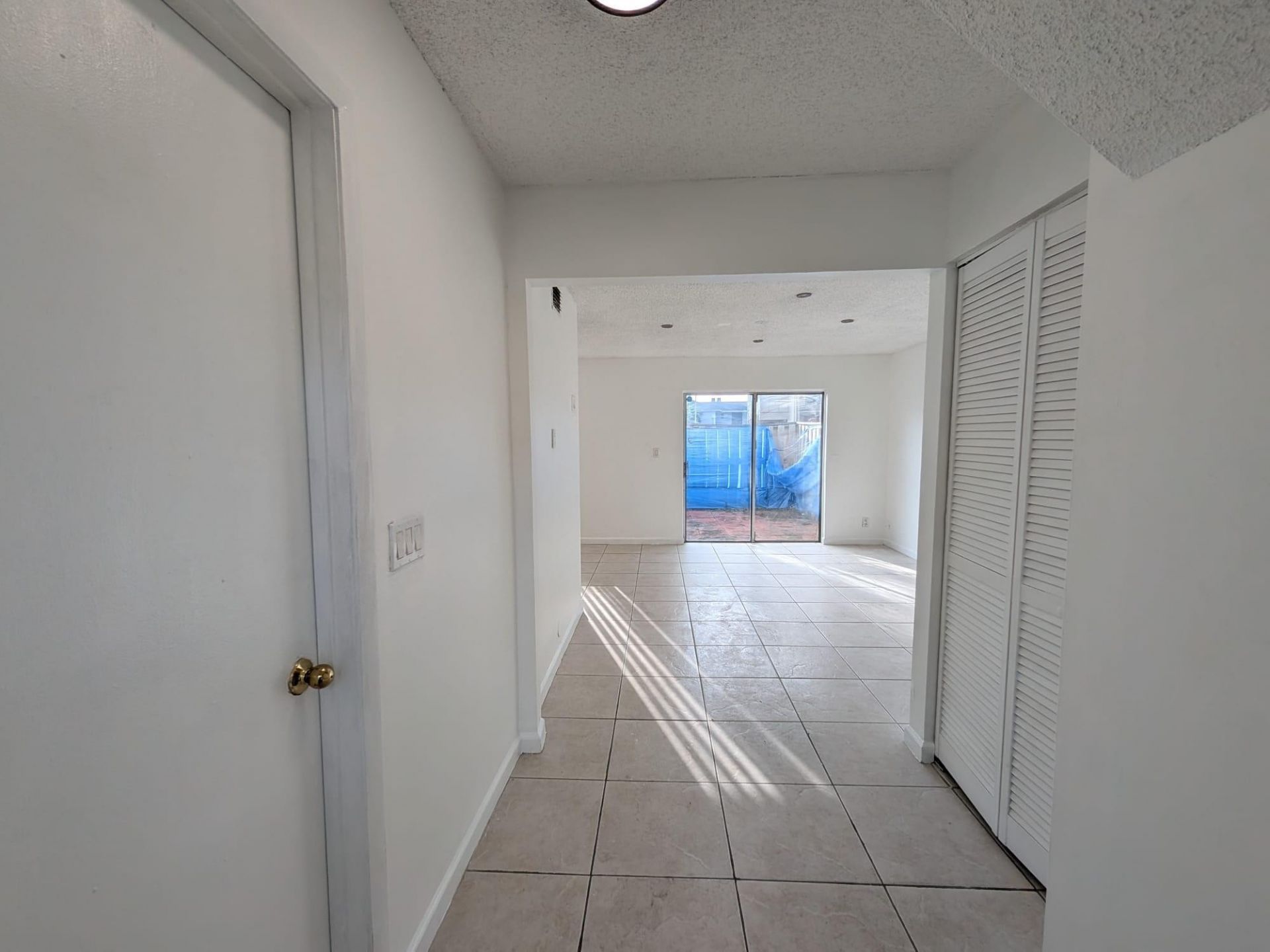 2142 NW 57th Avenue, Unit 14-A, Fort Lauderdale, FL 33313 Photo