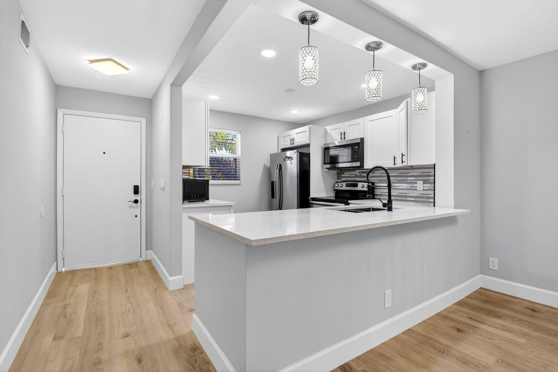 2515 NE 2nd Court, Unit 204, Boynton Beach, FL 33435 Photo