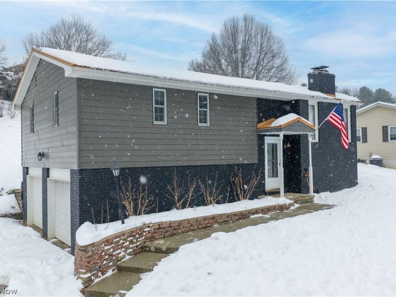 415 Springbrook Drive SW, New Philadelphia, OH 44663 Photo 12