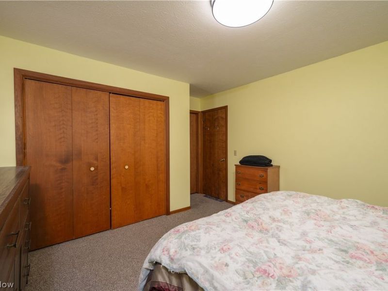 415 Springbrook Drive SW, New Philadelphia, OH 44663 Photo 20