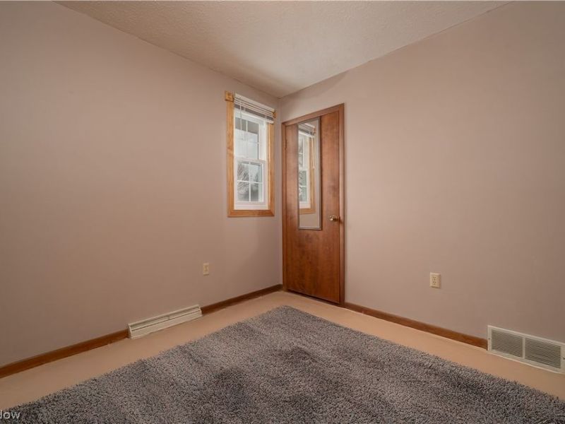 415 Springbrook Drive SW, New Philadelphia, OH 44663 Photo 21