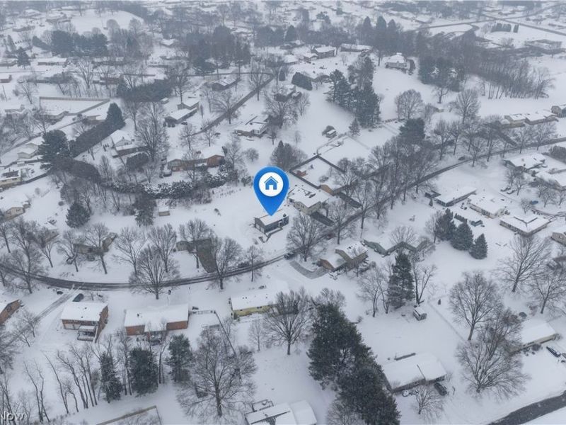 415 Springbrook Drive SW, New Philadelphia, OH 44663 Photo 8