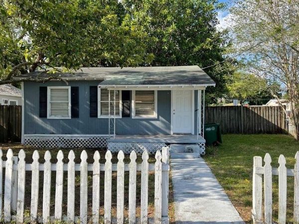 3118 E 33RD AVENUE, TAMPA, FL 33610