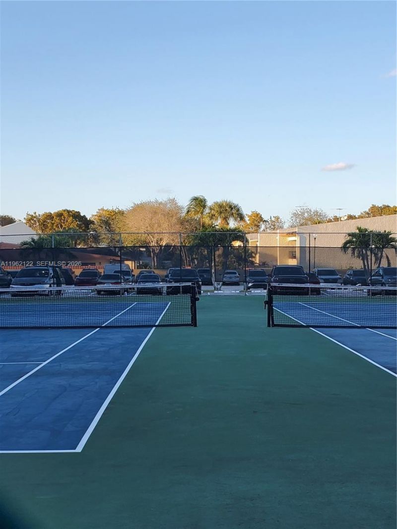 8075 SW 107th Ave, Unit 121, Miami, FL 33173 Photo