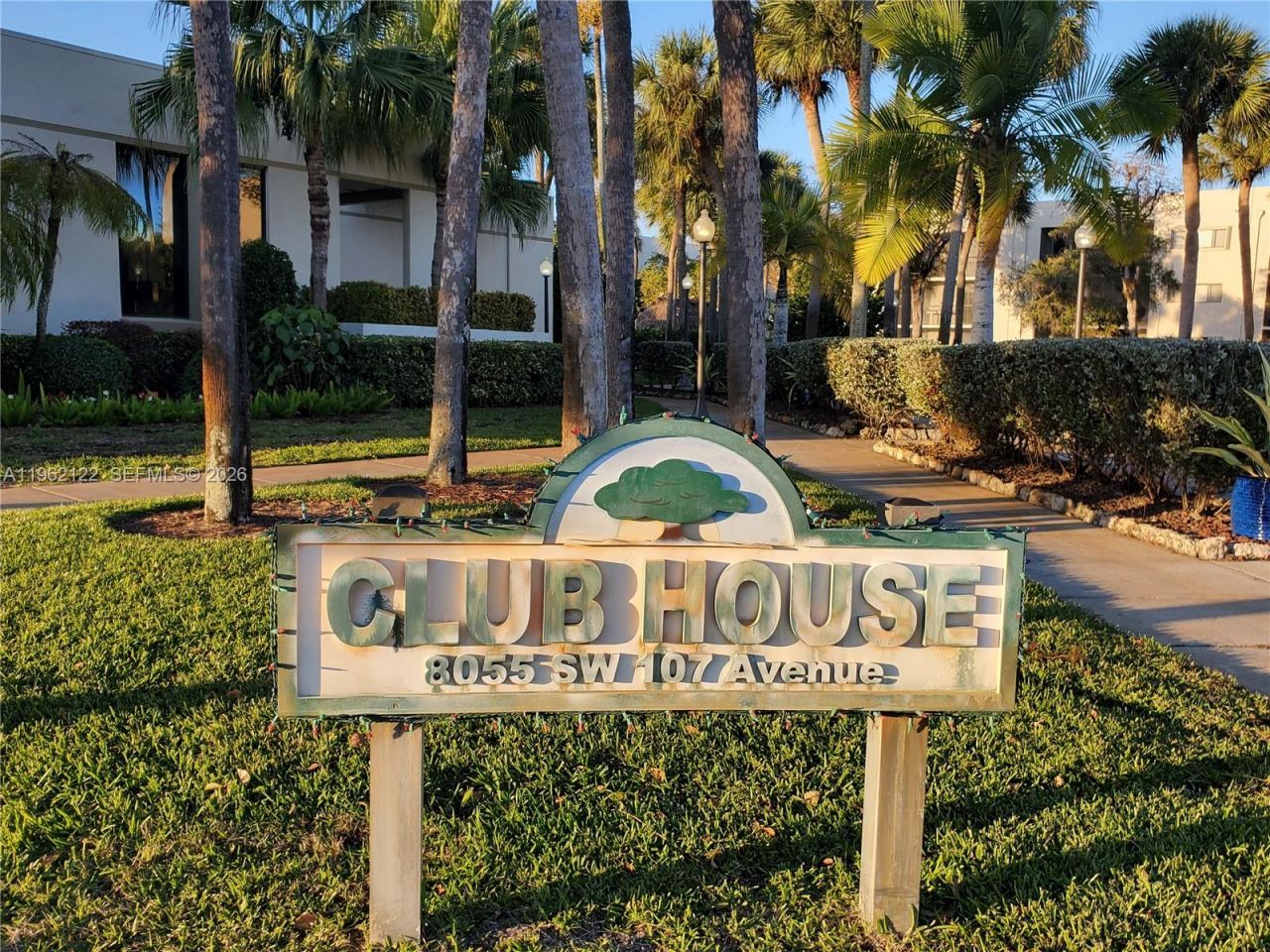 8075 SW 107th Ave, Unit 121, Miami, FL 33173 Photo