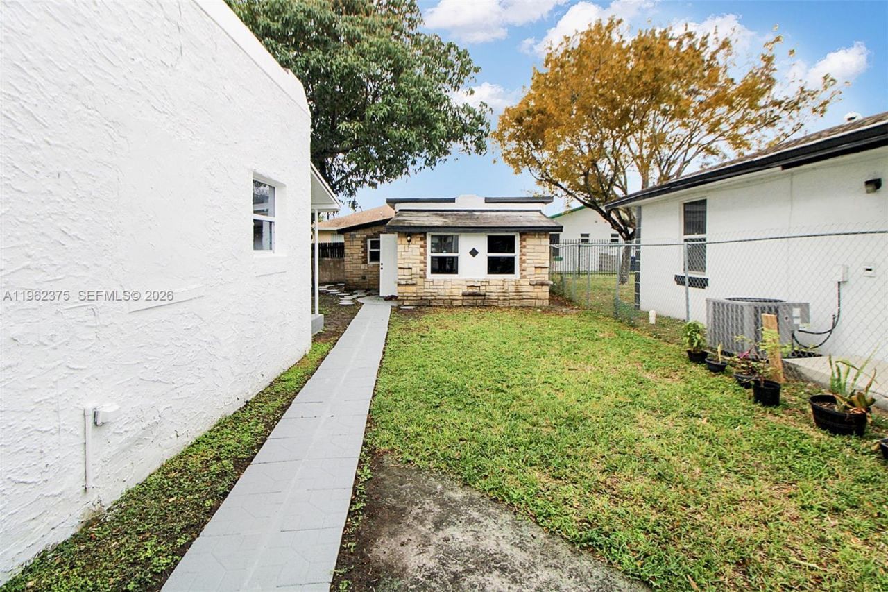 7770 NW 9th Ave, Miami, FL 33150 Photo