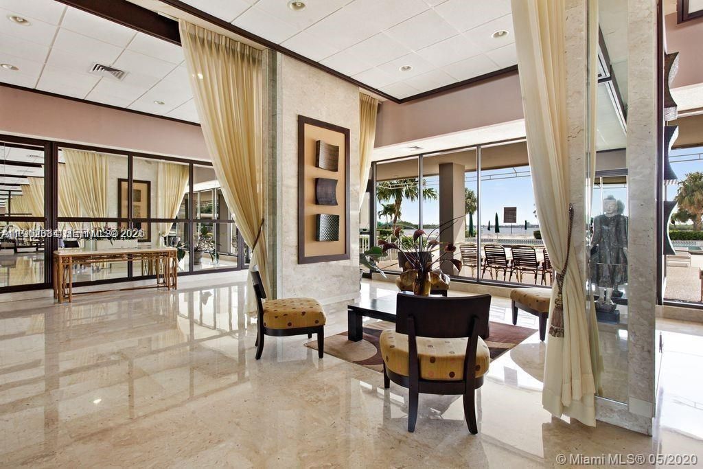 300 Bayview Dr, Unit 707, Sunny Isles Beach, FL 33160 Photo