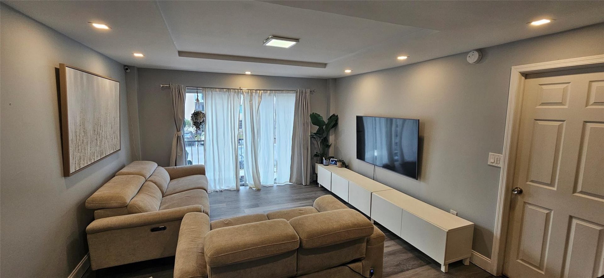 4156 Inverrary Drive, Unit 204, Lauderhill, FL 33319 Photo