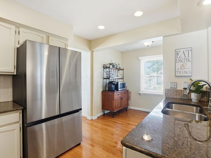 1278 Amol Lane, Columbus, OH 43235 Photo 16