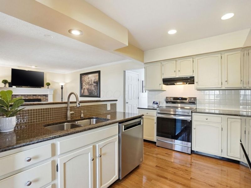 1278 Amol Lane, Columbus, OH 43235 Photo 17