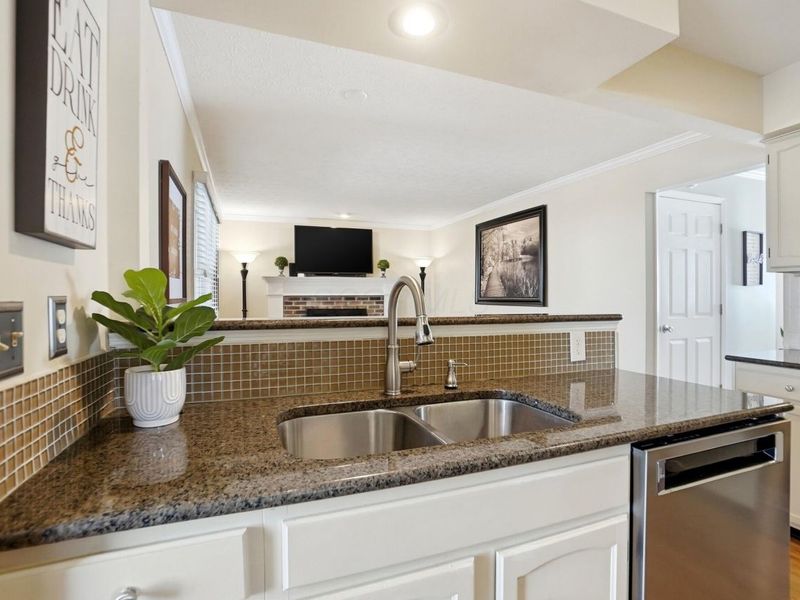 1278 Amol Lane, Columbus, OH 43235 Photo 18