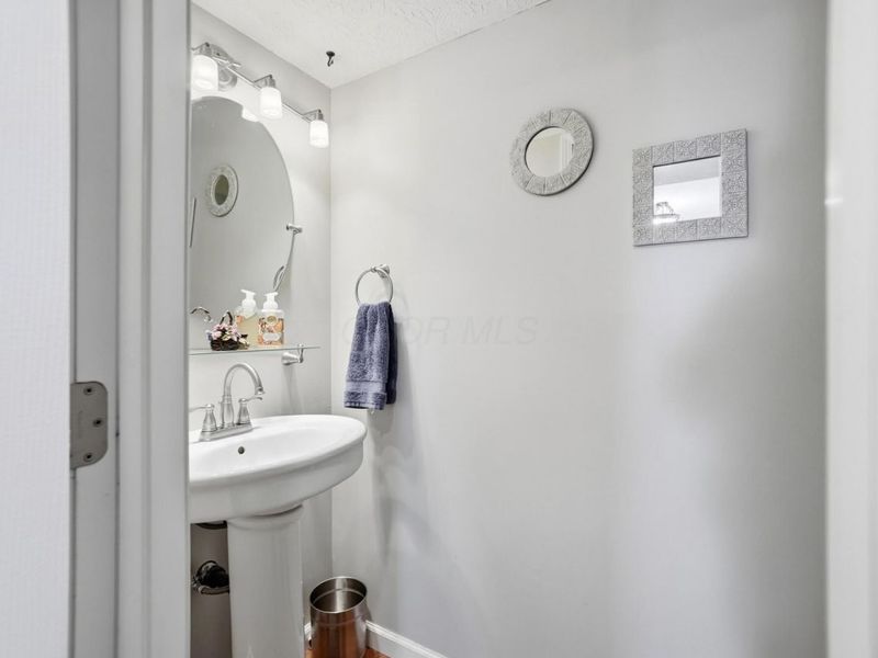 1278 Amol Lane, Columbus, OH 43235 Photo 22