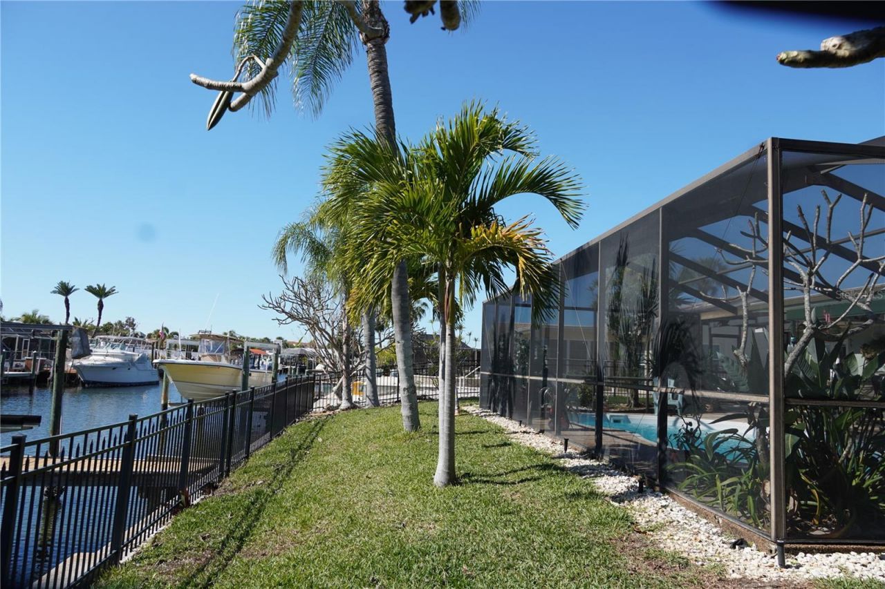 908 Sago Palm Way, Apollo Beach, FL 33572 Photo