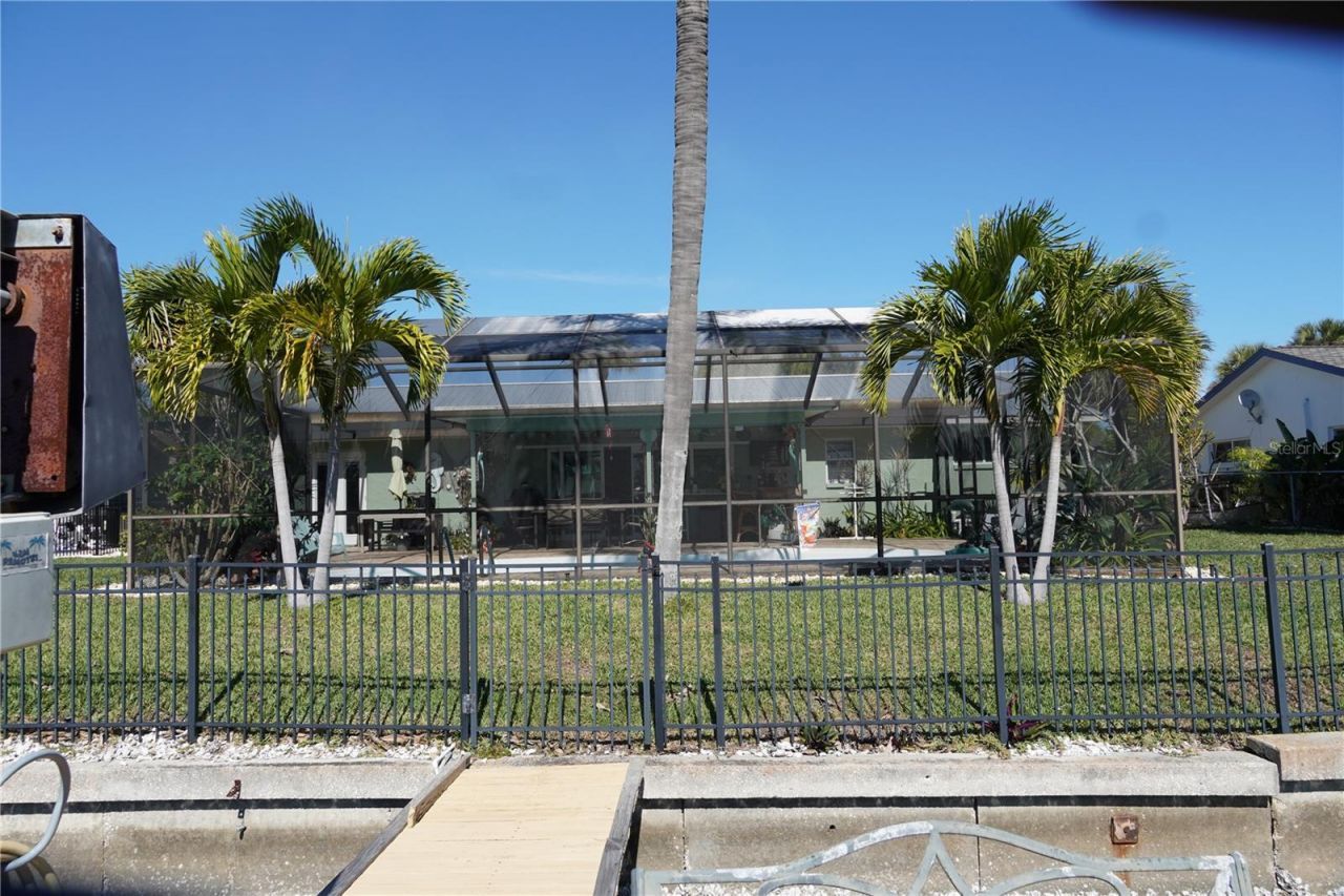 908 Sago Palm Way, Apollo Beach, FL 33572 Photo
