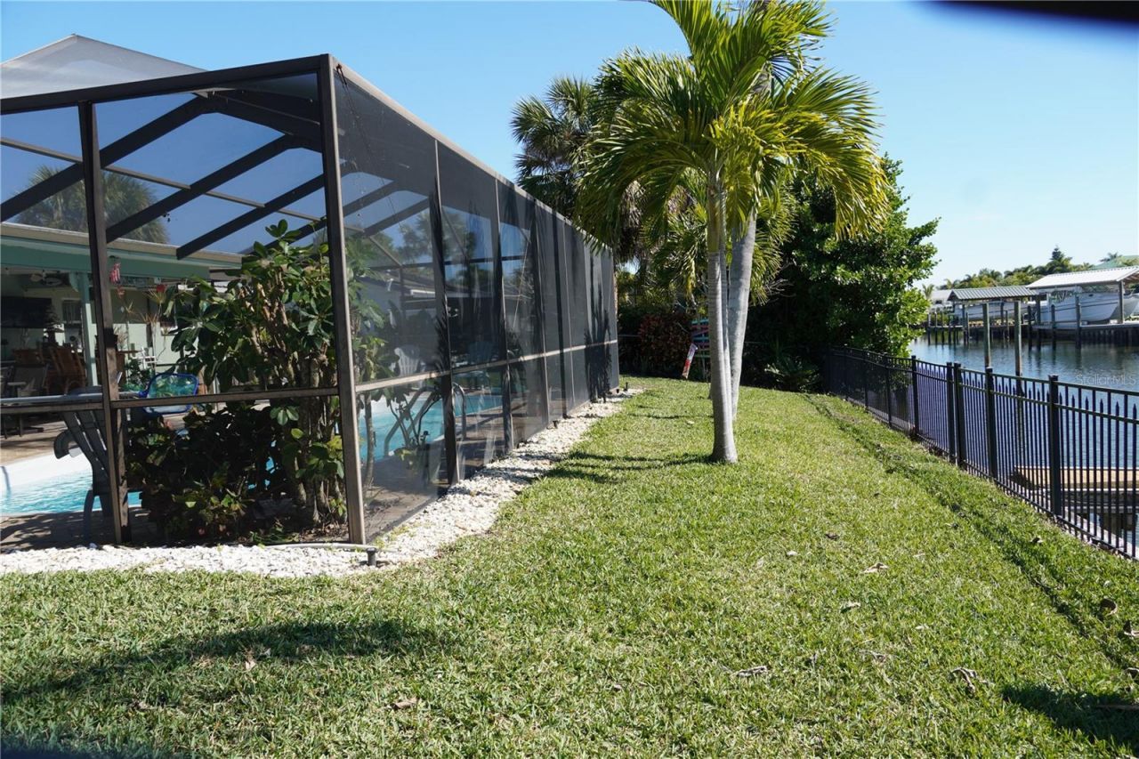 908 Sago Palm Way, Apollo Beach, FL 33572 Photo