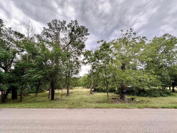 911 Penion DR, Austin, TX 78748