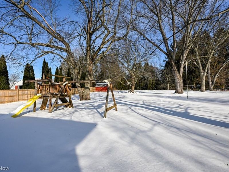 3475 Heckman Street NW, Uniontown, OH 44685 Photo 23