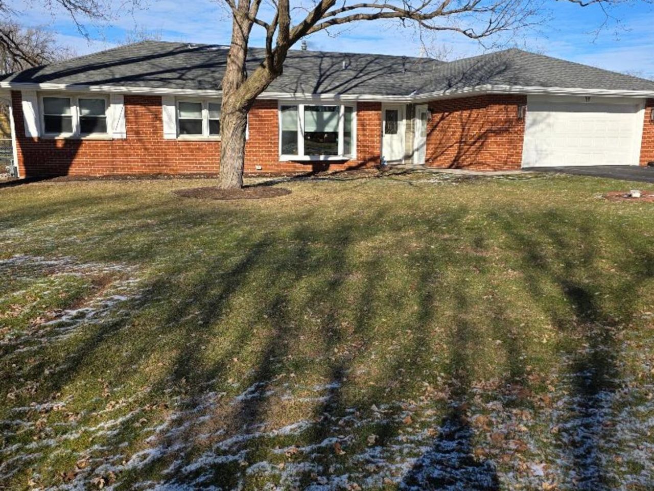 19 Pasadena Drive, Oswego, IL 60543 Main Photo