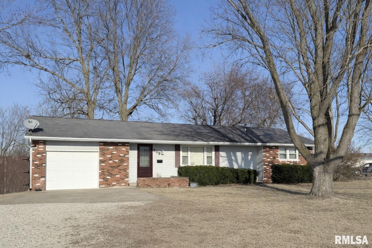 905 W Palmer Street, Abingdon, IL 61410 Main Photo