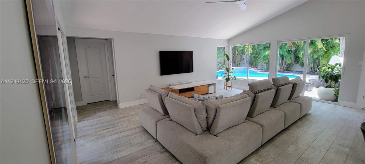 423 NW 48th Ave, Deerfield Beach, FL 33442 Photo