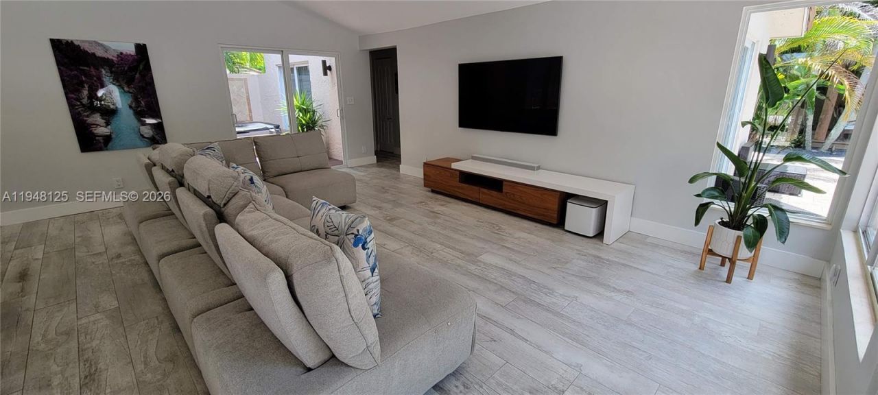 423 NW 48th Ave, Deerfield Beach, FL 33442 Photo