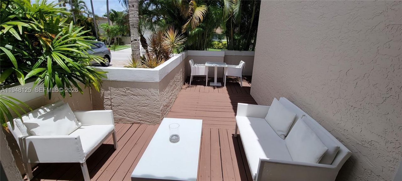 423 NW 48th Ave, Deerfield Beach, FL 33442 Photo