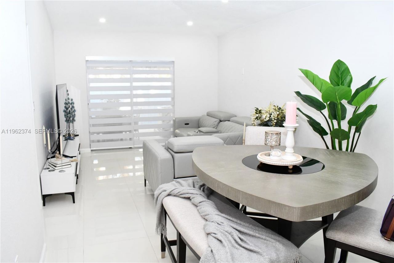 14273 SW 120 Ct , Unit 11-11, Miami, FL 33186 Photo