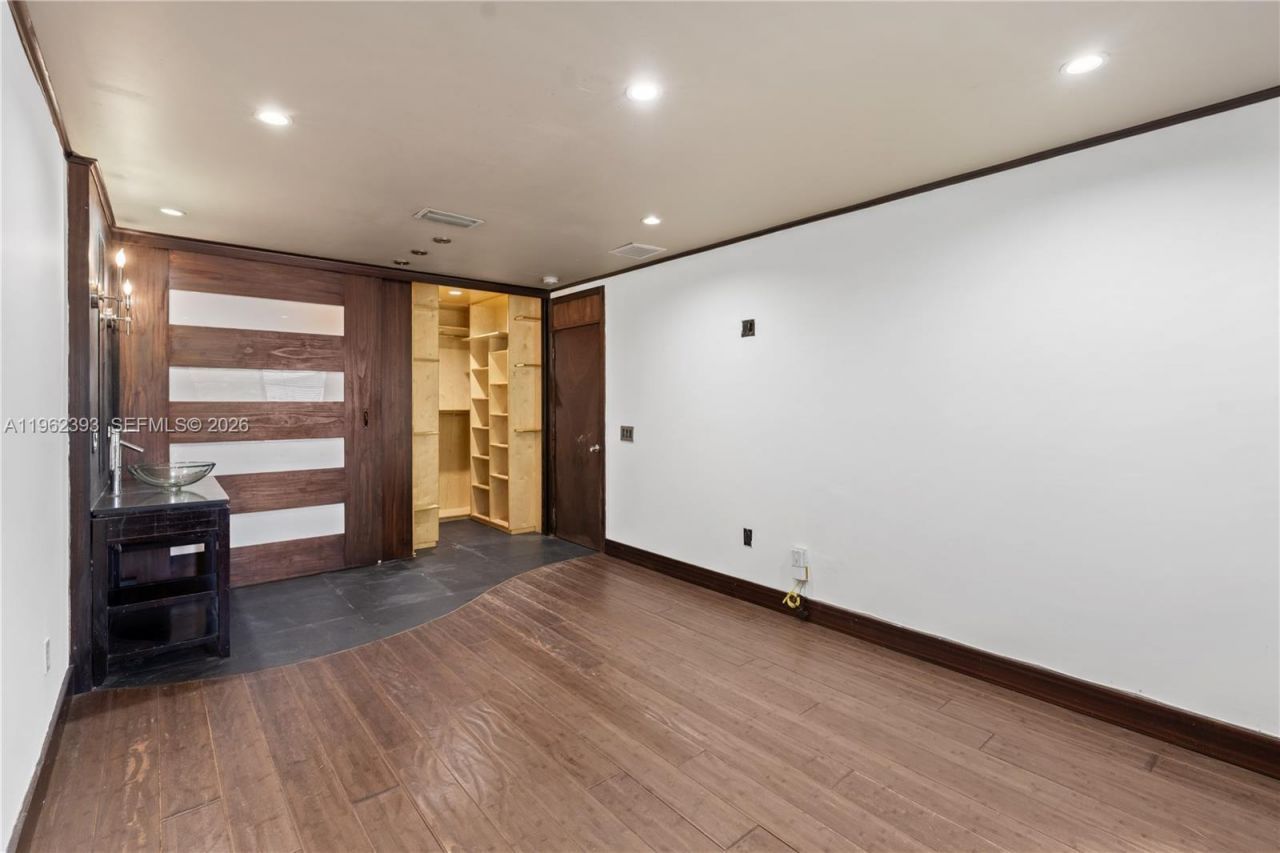 9850 NW 15th Ct, Unit 9850, Pembroke Pines, FL 33024 Photo