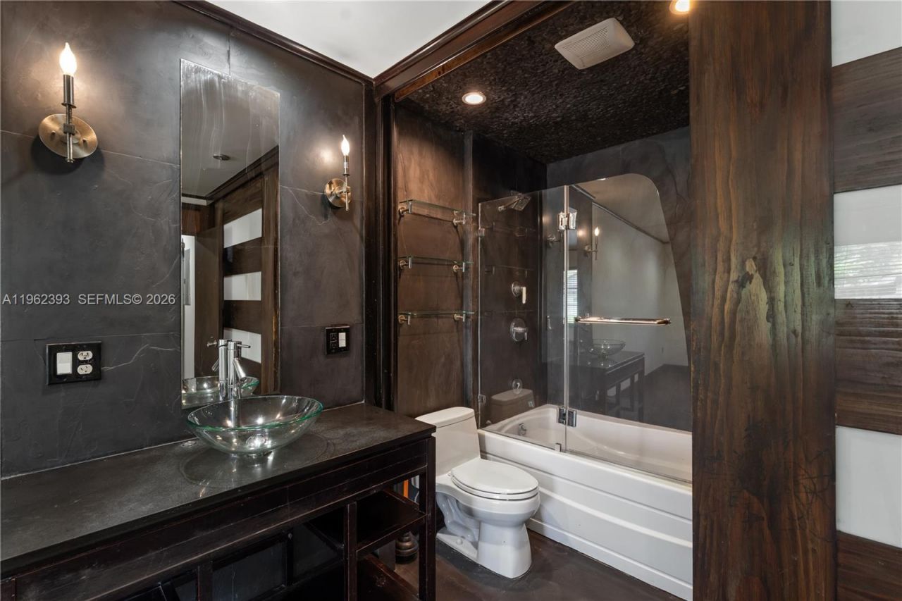 9850 NW 15th Ct, Unit 9850, Pembroke Pines, FL 33024 Photo