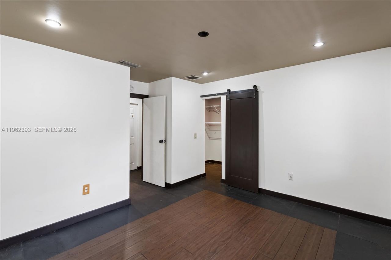 9850 NW 15th Ct, Unit 9850, Pembroke Pines, FL 33024 Photo