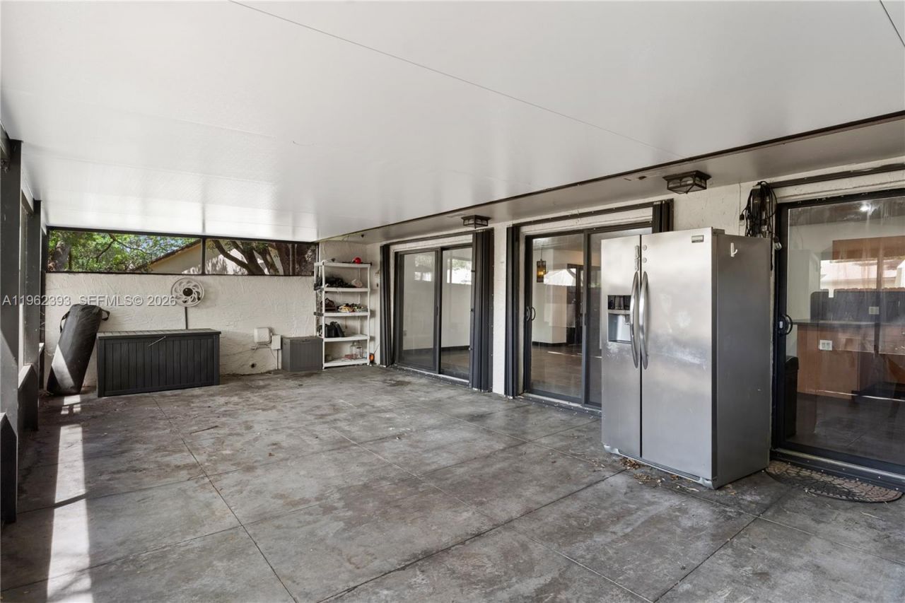 9850 NW 15th Ct, Unit 9850, Pembroke Pines, FL 33024 Photo