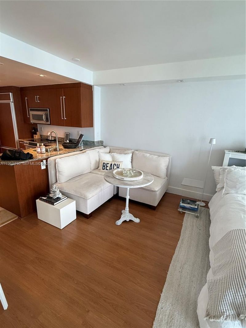 10275 Collins Ave, Unit 1402, Bal Harbour, FL 33154 Photo