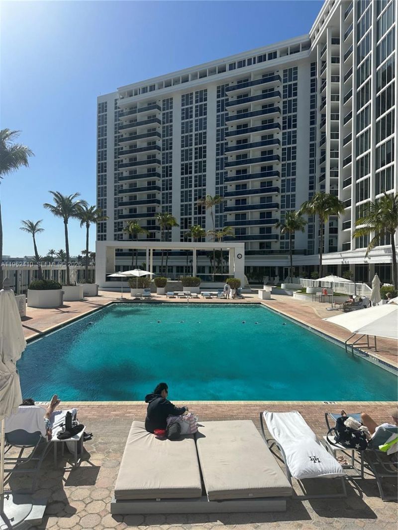 10275 Collins Ave, Unit 1402, Bal Harbour, FL 33154 Photo