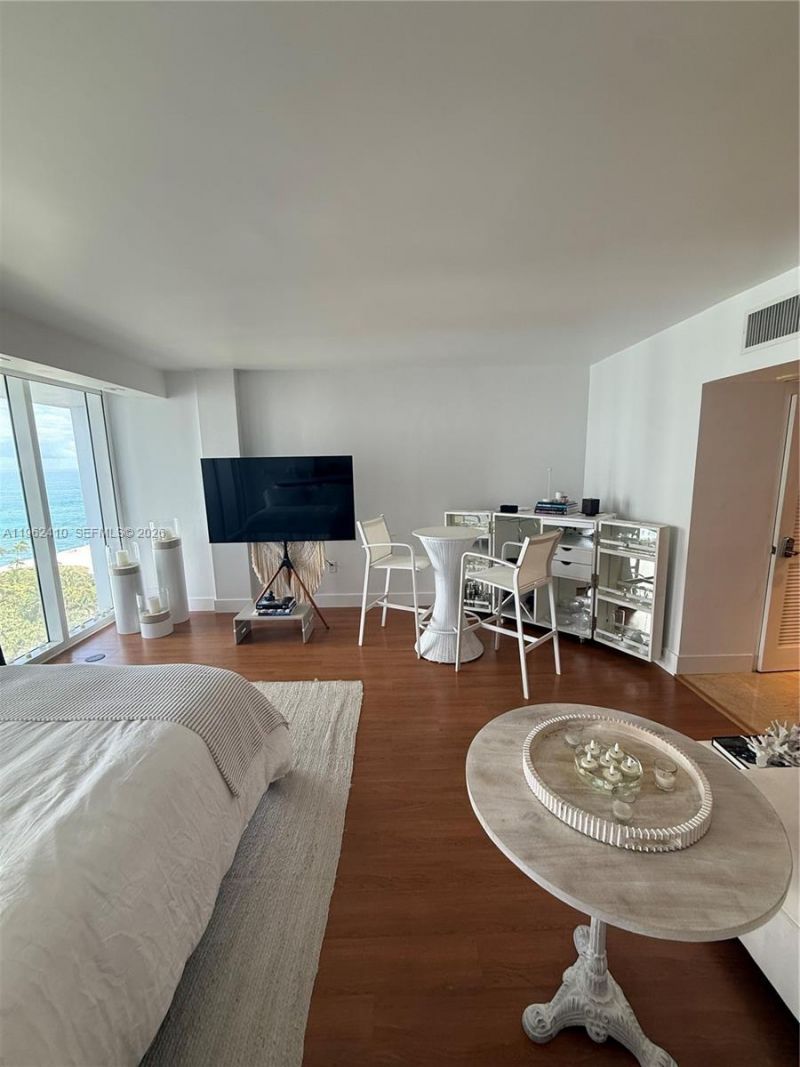 10275 Collins Ave, Unit 1402, Bal Harbour, FL 33154 Photo