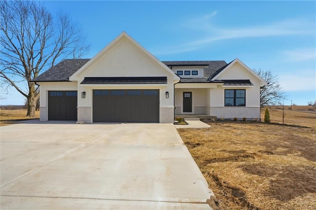 9619 Stockdale Road, Liberty, MO 64068 Main Photo