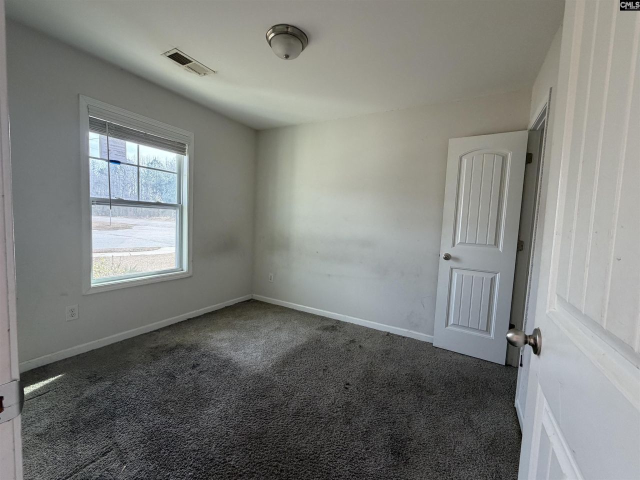 1 Carriagebrook Circle  Photo 6