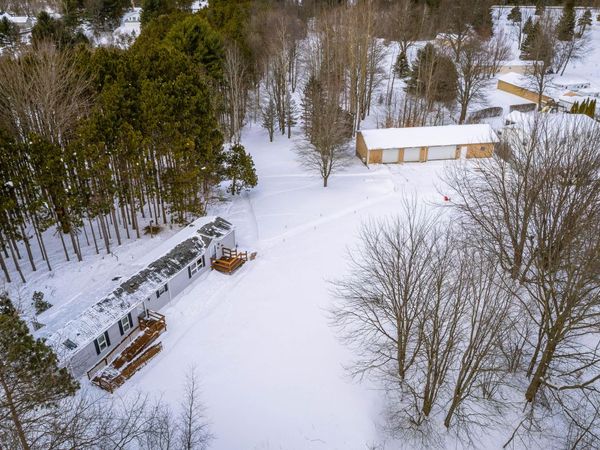 6835 W Deer Road, Mears, MI 49436