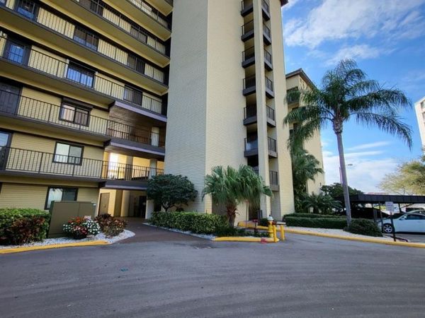 650 ISLAND WAY, Unit 408, CLEARWATER BEACH, FL 33767