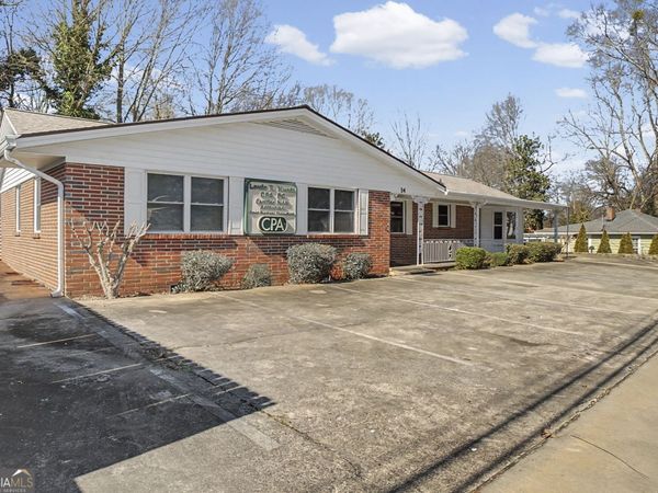 14 Farmer Street, Newnan, GA 30263
