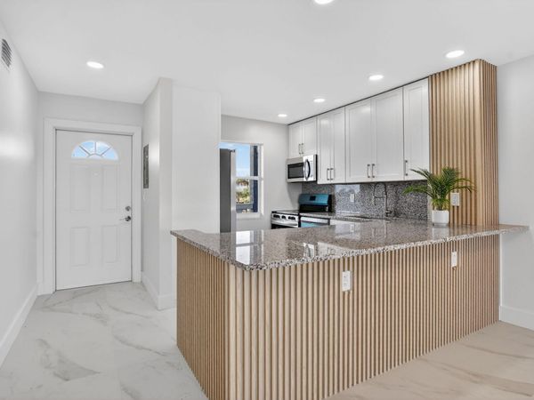 9880 Marina Boulevard, Unit 1536, Boca Raton, FL 33428