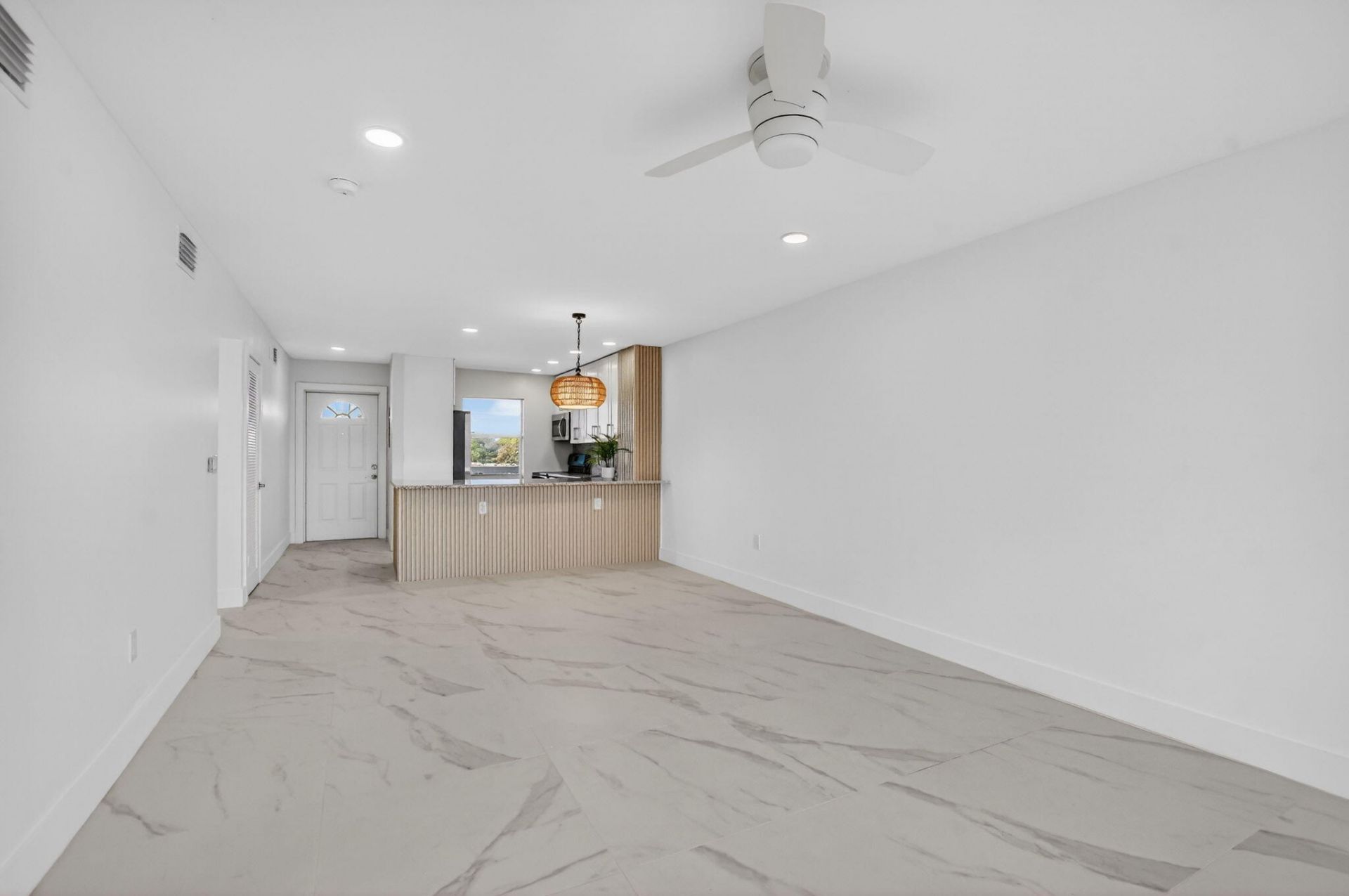 9880 Marina Boulevard, Unit 1536, Boca Raton, FL 33428 Photo