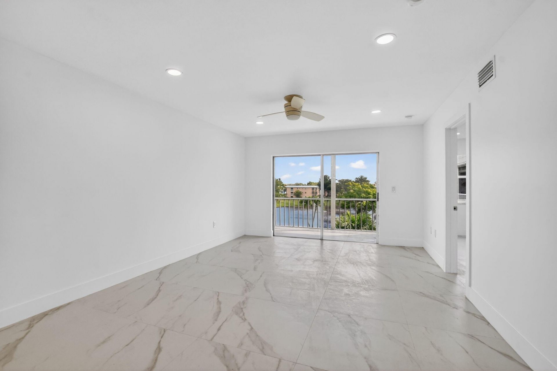 9880 Marina Boulevard, Unit 1536, Boca Raton, FL 33428 Photo