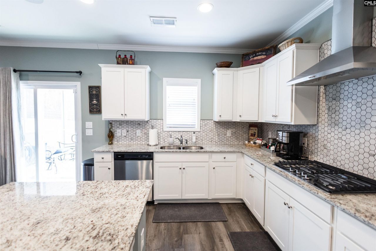 186 Shadowbrook Way  Photo 16