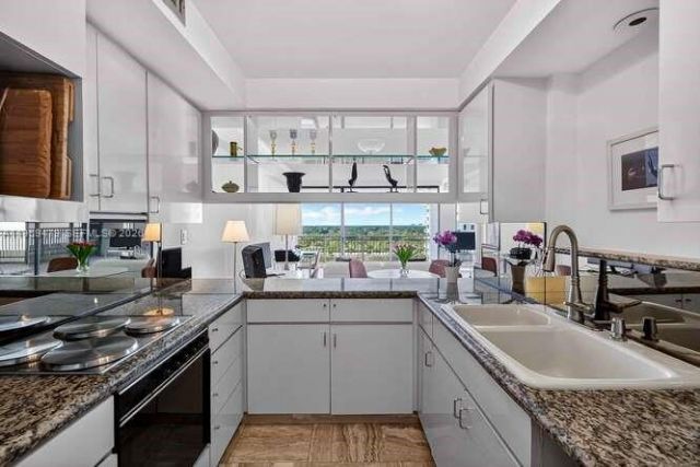 2901 S Bayshore Dr, Unit 17D, Coconut Grove, FL 33133 Photo