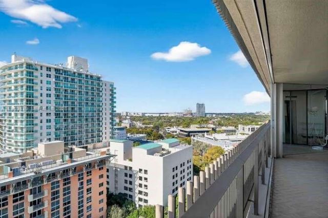 2901 S Bayshore Dr, Unit 17D, Coconut Grove, FL 33133 Photo