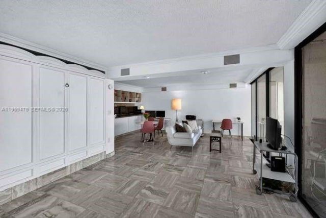 2901 S Bayshore Dr, Unit 17D, Coconut Grove, FL 33133 Photo