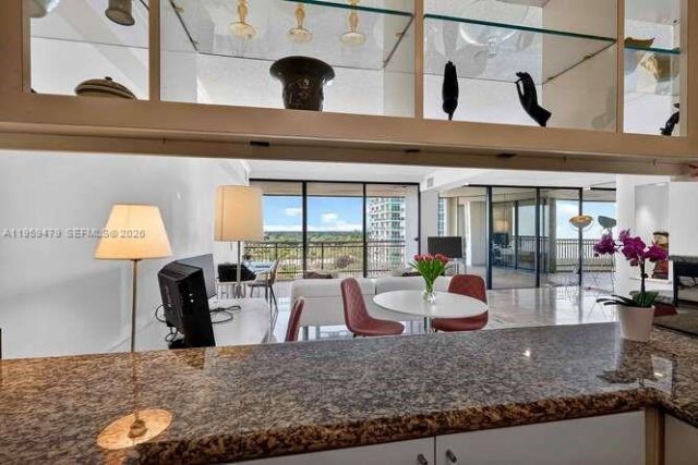 2901 S Bayshore Dr, Unit 17D, Coconut Grove, FL 33133 Photo